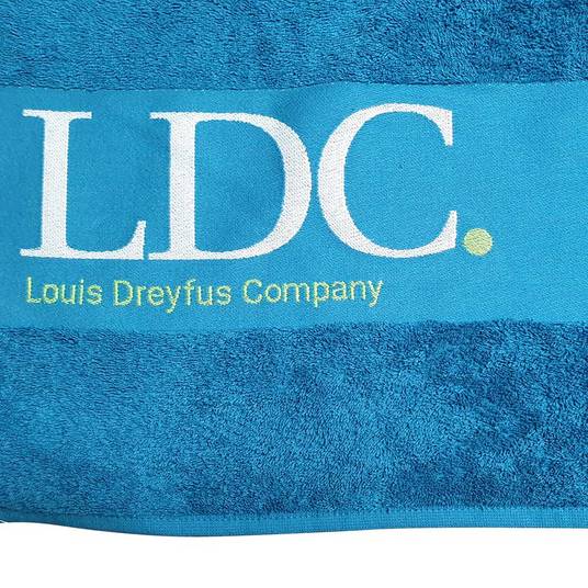 Werbe-Saunatuch mit zweifarbiger Bordüreneinwebung auf Walkfrottier