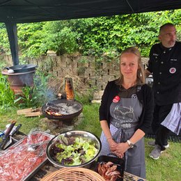 Unser Dream-Team am Grill - Dora aus dem Lerche: Vertrieb und Chris Reich von Grillfürst.