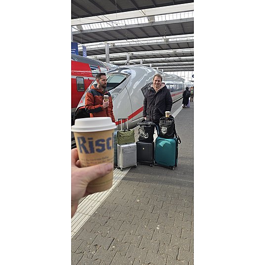 Unser Vertriebsteam auf dem Weg zur PSI 2025 nach Düsseldorf!