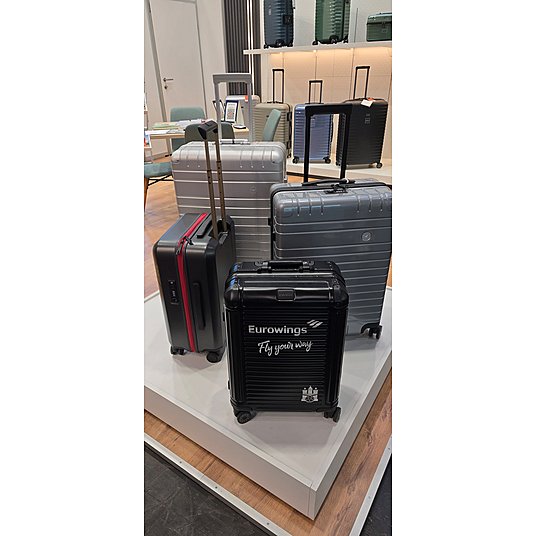 vier verschiedene Koffergrößen für verschiedene Einsatzzwecke oder Reisedauer.