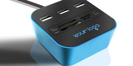 USB-Hub und Kartenleser mit beleuchtetem Logo