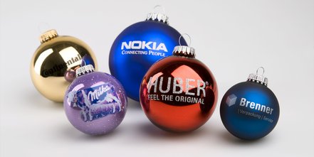 Logokugel oder Christbaumkugel als Werbeträger für Weihnachten