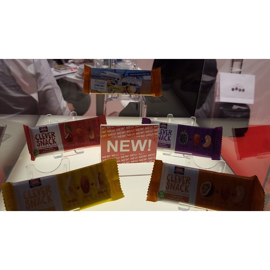 3001- Fruchtschnitten Schwartau mit vollflächig bedruckten Werbeschuber