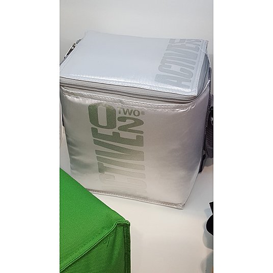 8608 bedruckte Kühl-Taschen silber  Muster Getränkeindustrie Adelholzener