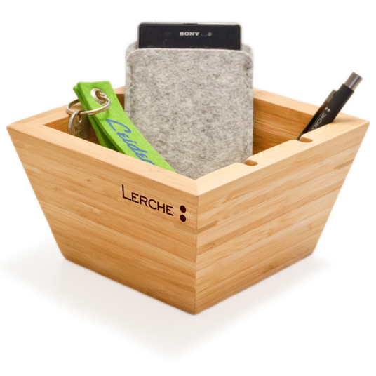 Nussschale aus Bambus mit Zweitnutzen als originelle Geschenkverpackung