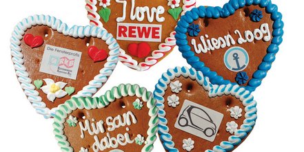 Oktoberfest Lebkuchen in Dirndl-, Lederhosen- und Herz-Form passend zur Wiesn 2015