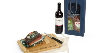 Rustikales Geschenkset mit Bambusbrett und Logoaufdruck brandgestempelt, ideal  zur Weihnachtszeit