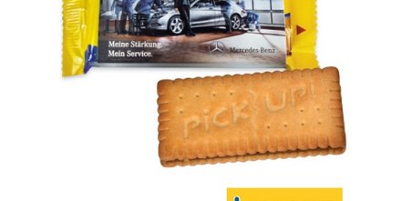 Süße Werbung: Pick Up Choco-Sandwich Leibniz im bedruckten Werbeschuber