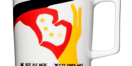 Werbemittel Fußball-Tassen als ideales Werbegeschenk zur WM 2016 in Frankreich!