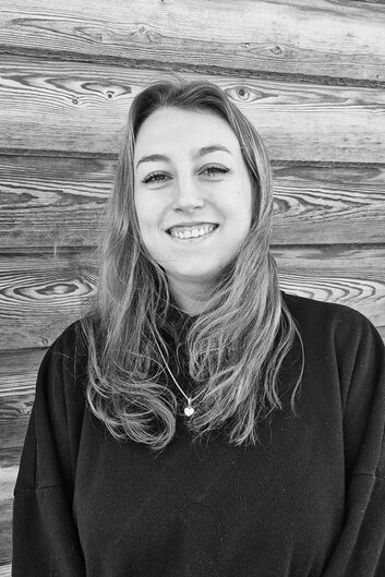 Paulina Lang (Marketing Assistent)