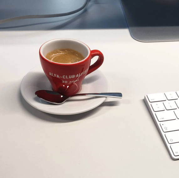 Espressotasse als bedrucktes Mehrweggeschirr