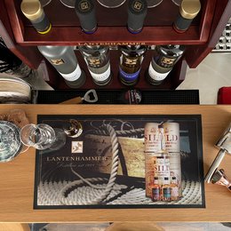 Gastro-Werbemittel Bar-Matte vollflächig mit Werbung bedruckt