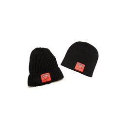 Beanie und Strickmütze mit Logo-Textilaufnäher