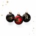 bedruckte Weihnachtskugeln mit Logos in weihnachtlicher Stimmung