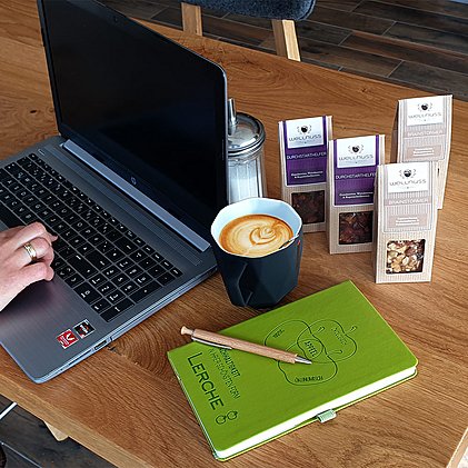 Premium Werbe-Snack Geschenkset für Deine Mitarbeiter