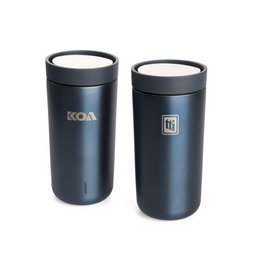 Hochwertiger Coffee to go Becher stelton aus doppelwandigem Edelstahl mit individueller Lasergravur