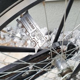 Praktisches Werbe-Multifunktionstool in Sonderform als Feuerwehrauto