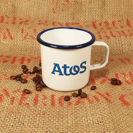 EmailleKaffee-Becher aus Metall mit individuellem  Logodruck