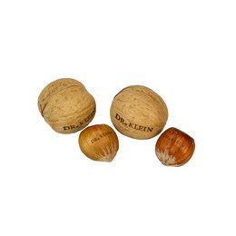 Walnüsse und Haselnüsse mit Logogravur