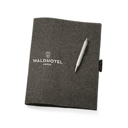 Werbe-Filzhülle für Notizbuch A4 aus Filz mit Firmenlogo bestickt