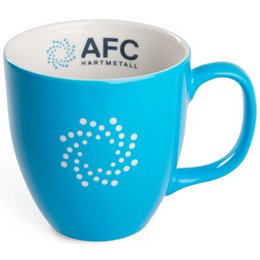 Aus hochwertigem Porzellan: Große Werbetasse mit Hydroglasur, Innendruck und Gravur