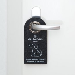 Individuell bedruckter Hotel-Türanhänger aus Woll-Filz