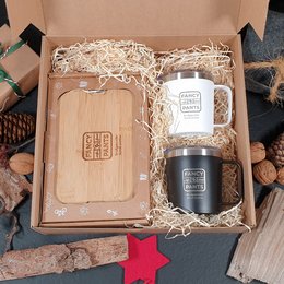 Nachhaltiges Weihnachts-Geschenkset mit individuellen Markenprodukten