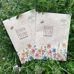 Individuell gestaltetes Samentütchen mit Sommerblumen-Samenmischung