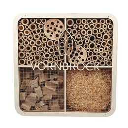 Nachhaltiges Insektenhotel mit Logo - wichtiger Nistplatz und dekoratives Werbemittel zugleich