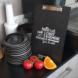 Klemmbrett A4 aus Eichenholz, versiegelt, 1-farbiger Siebdruck