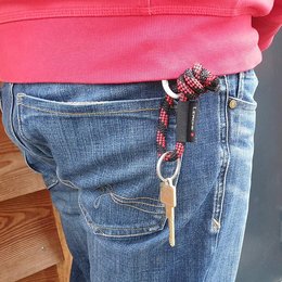 Kordel-Werbe-Schlüsselanhänger „MOUNTAIN“ mit Karabiner 