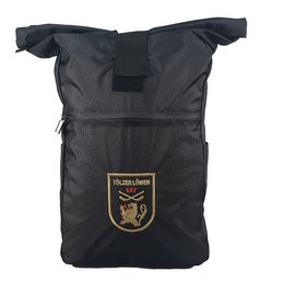 Der Laptop-Wickel-Rucksack  mit Logo-Stickerei auf der Front