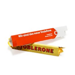 Lecker! Toblerone Riegel 35 g im bedruckten Werbeschuber für Kabel Deutschland Vodafone