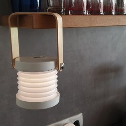 Praktische, wiederaufladbare Werbe-LED-Laterne 