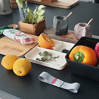 Saitama Logo-Lunchbox in der Wuiderer-Lounge