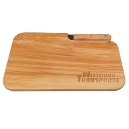 Messerbrett aus geöltem Erlenholz mit Logo-Einbrand