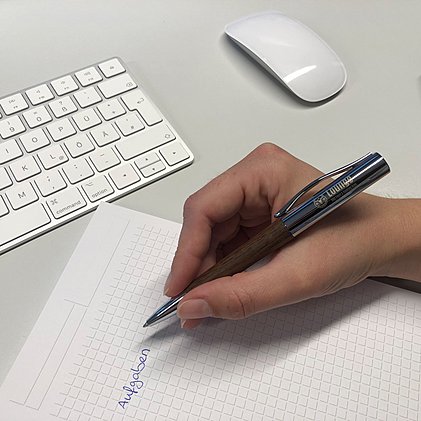 Werbekugelschreiber Titan Wood, Made in Germany, Logo per Lasergravur