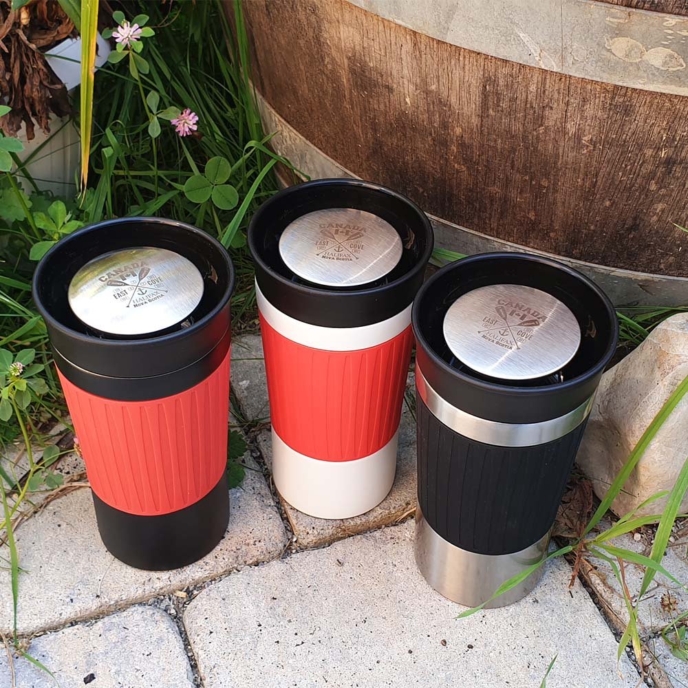 Logogravierter Edelstahl Coffee to go Becher mit Silikon-Manschette