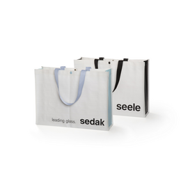 Moderne und robuste PP-Woven-Tragetaschen mit Werbedruck für die Seele GmbH