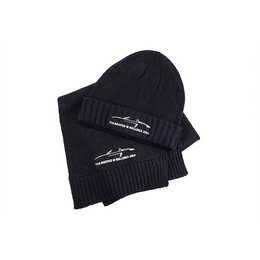 Mütze und Schal mit Logo-Stickerei im Geschenk-Set