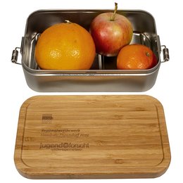 XLnachhaltige Lunchbox mit Bambusdeckel als Werbefläche gelasert für die  UK Hamburg