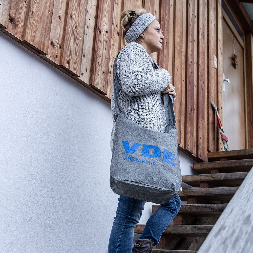 Umhängetasche "Planet" aus pre-recycelter Baumwolle bedruckt