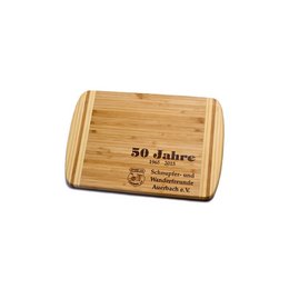 Nachhaltiges Frühstücks- oder Schneide-brett aus Bambus mit Werbemotiv als Brandstempel