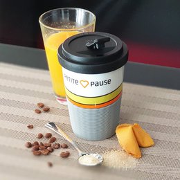 Werbebecher Wave to go, Form 467, Transferdruck umlaufend