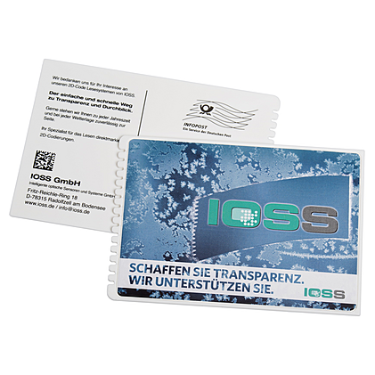 Hochwertiger Eiskratzer im Postkarten Design mit individuellem Werbedruck