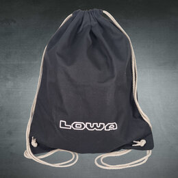 Schwarzer Baumwoll-Werbe-Turnbeutel mit naturfarbenen Kordeln mit Logodruck für Lowa Sportschuhe GmbH