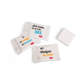 Süße Werbung Dextro Energy Traubenzucker in bedruckter Folie für den Groh Verlag