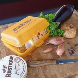 Vorratsdose „School Box“ aus gefrostetem Kunststoff, individuell mit Werbung bedruckt