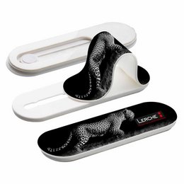 Werben Sie Clever mit der Marktneuheit: Praktischer und trendiger Logo-Smartphoneständer Cleverstick aus der Lerche: Manufaktur. Einfach anzubringen, perfekt als Streuartikel für Messen als Take- oder Give-Away.