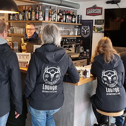 Wetterfeste Softshelljacke als Premium Mitarbeiter- und Kundengeschenk